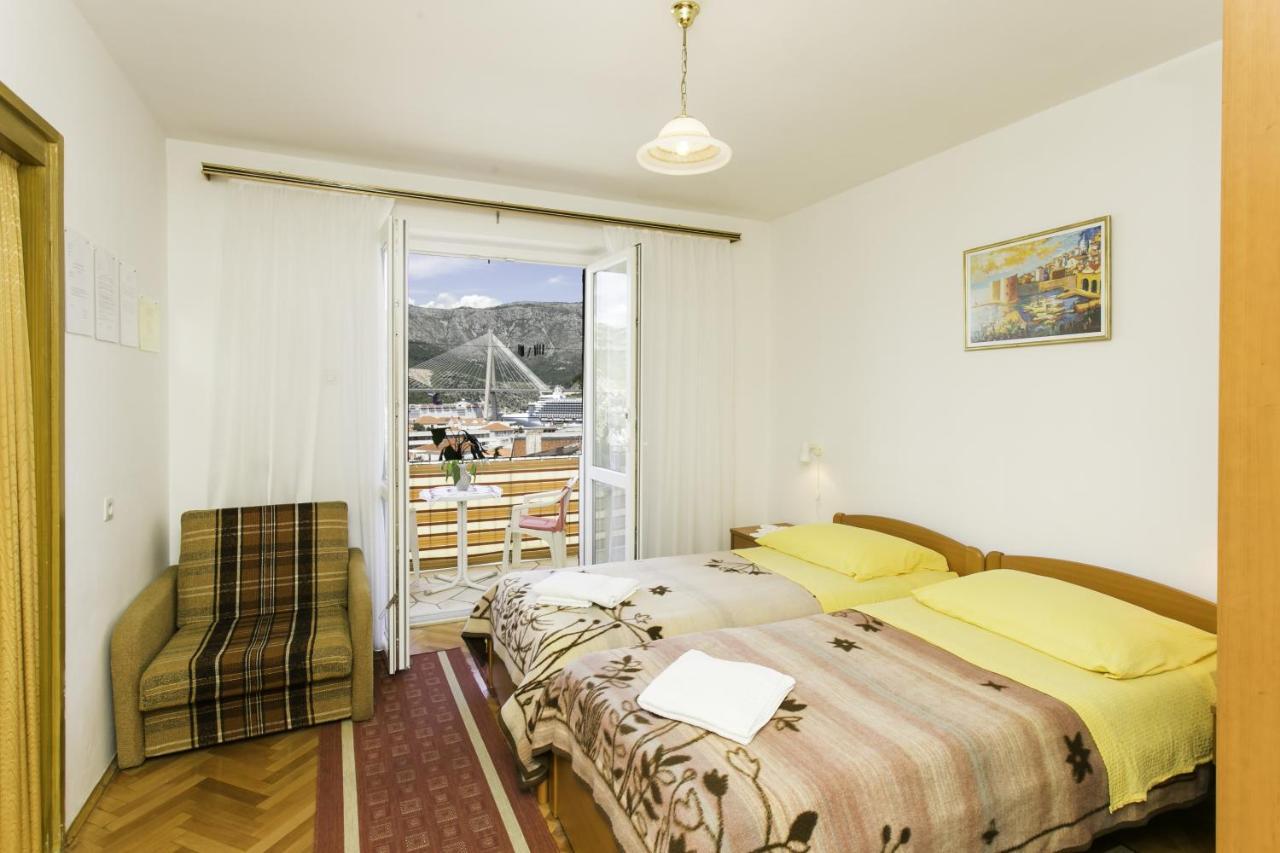 Guest House Bridge View Дубровник Екстериор снимка